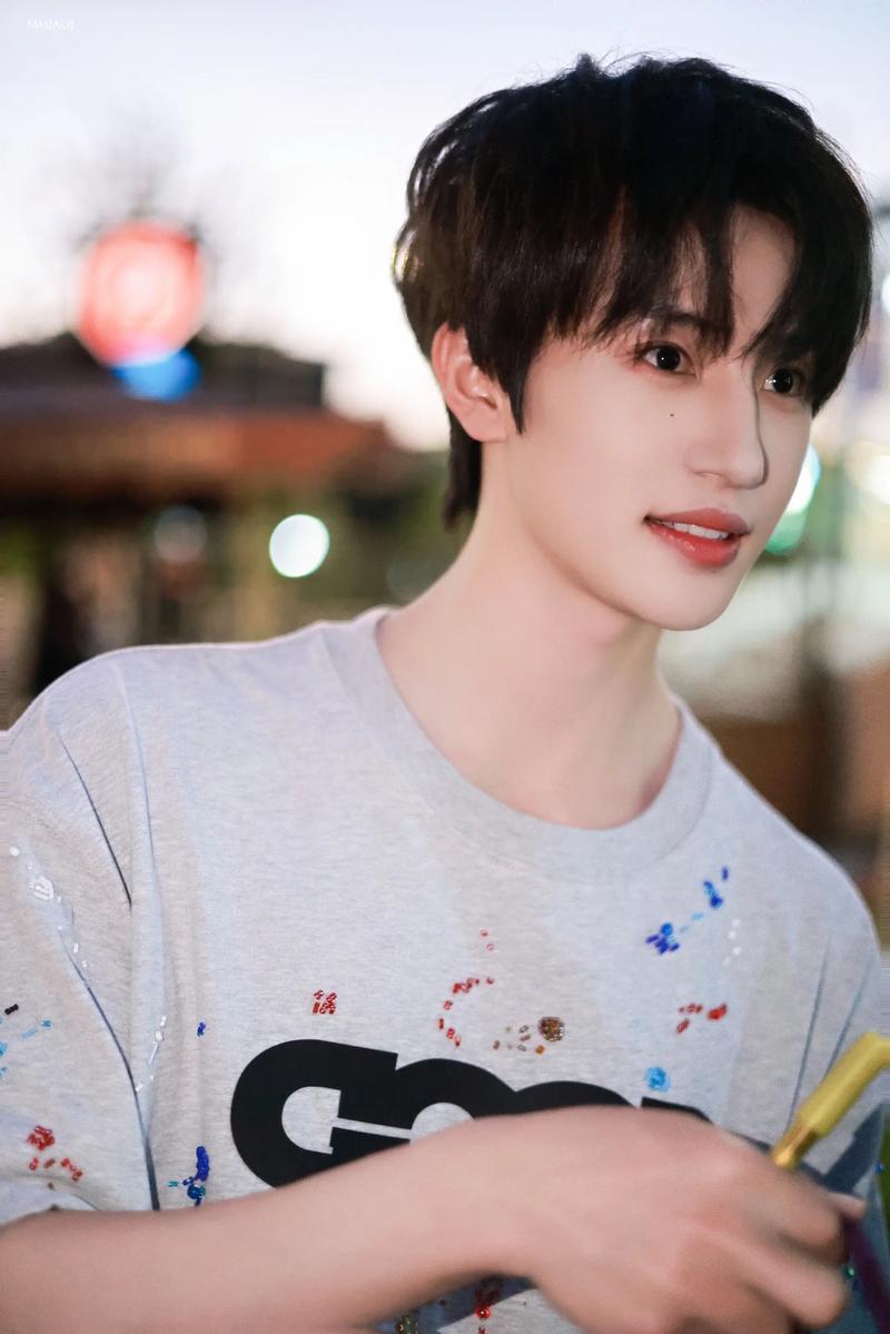 张翅个人资料简介家庭背景被扒 身高年龄多少哪里人毕业于哪所大学