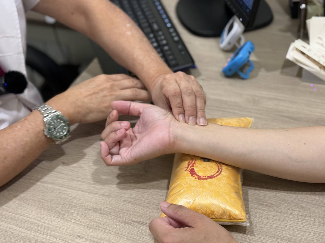 睡不着、早醒多梦怎么办？新加坡贡方堂TCM老中医吴美仪辨证根治失眠！